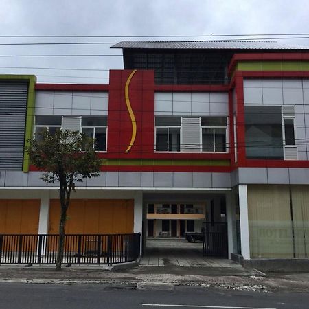 Sentro Hotel Wonosobo Extérieur photo